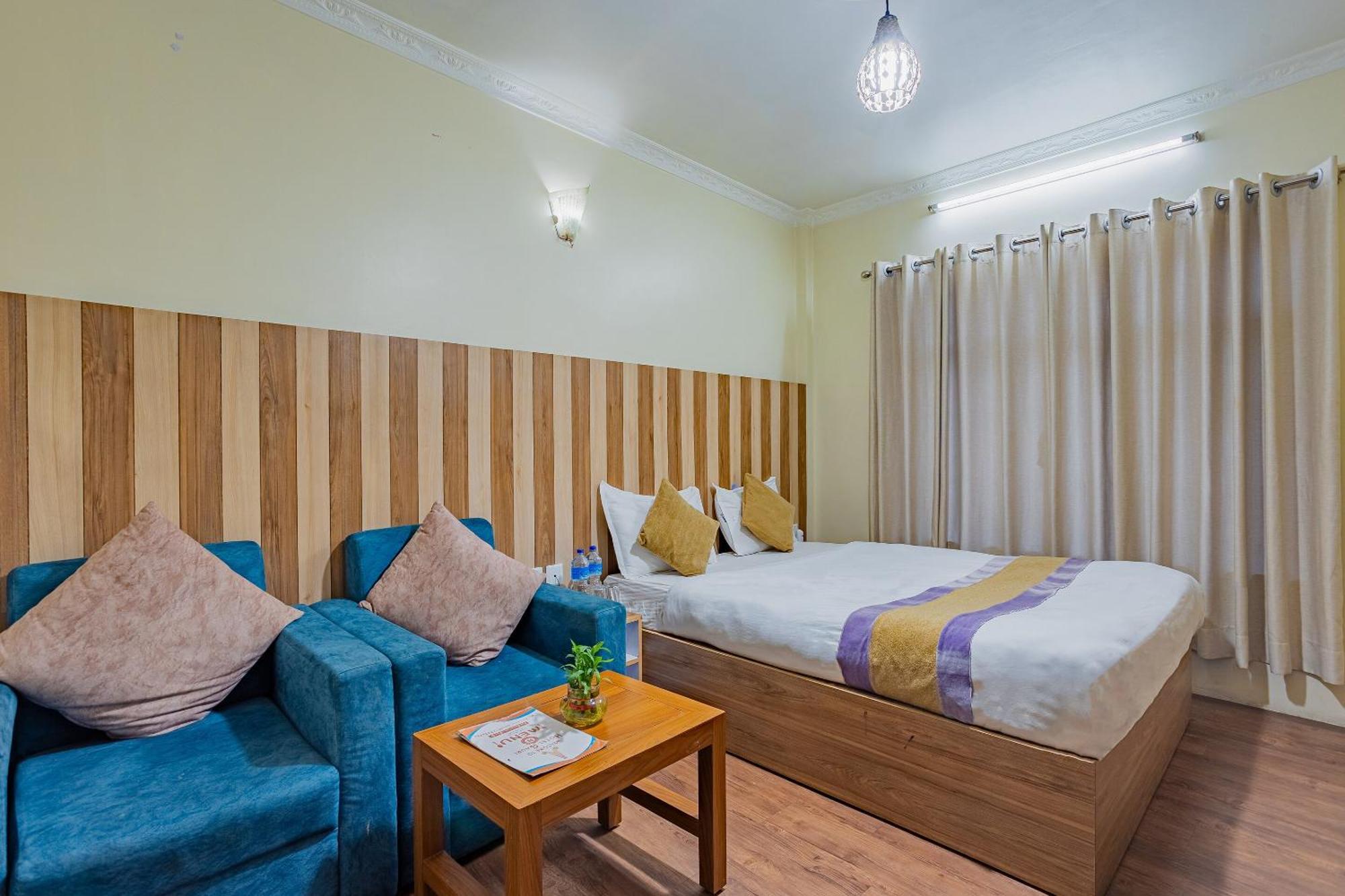 Oyo 821 Hotel Gauri กาฐมาณฑุ ภายนอก รูปภาพ