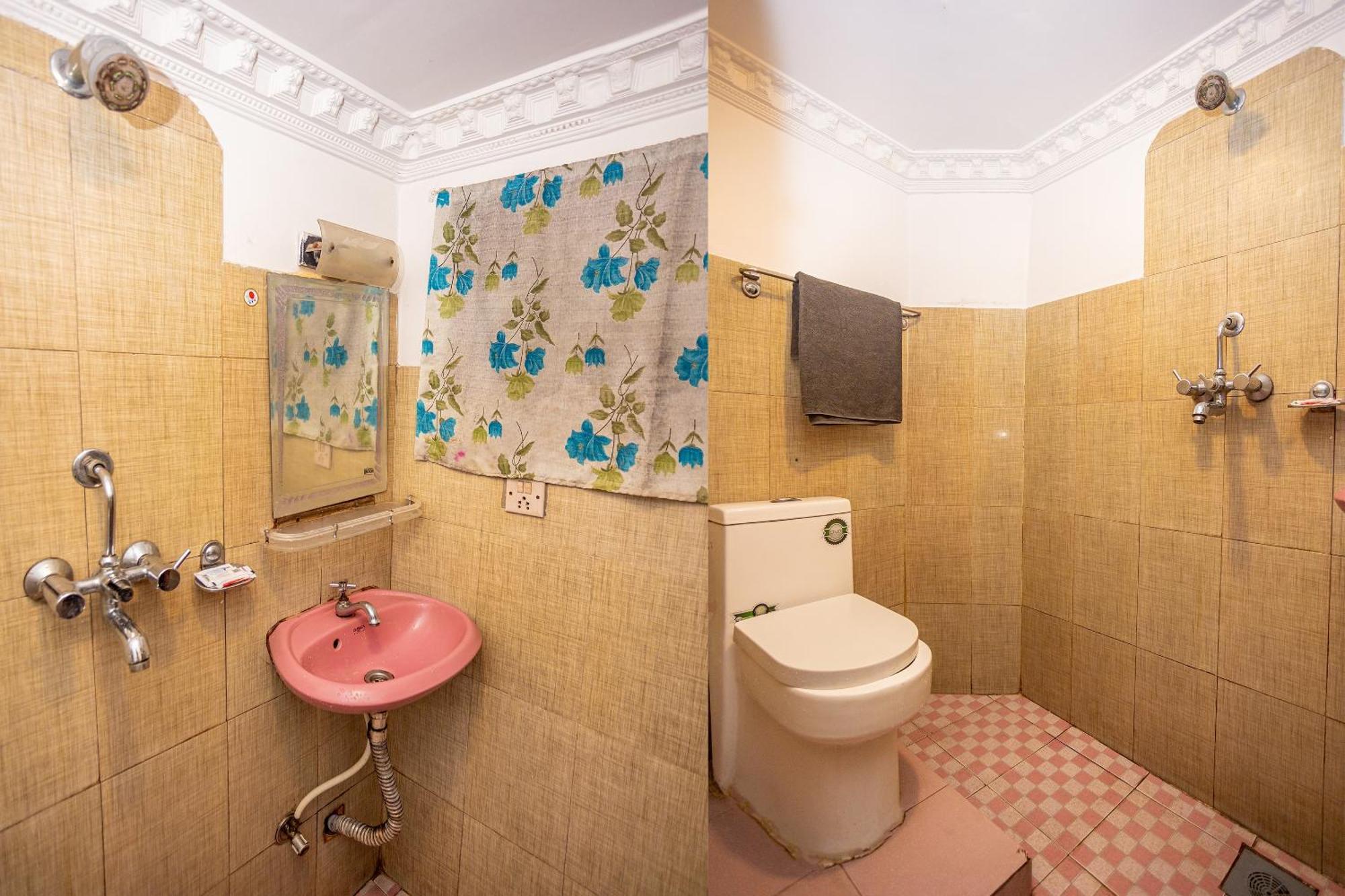 Oyo 821 Hotel Gauri กาฐมาณฑุ ภายนอก รูปภาพ