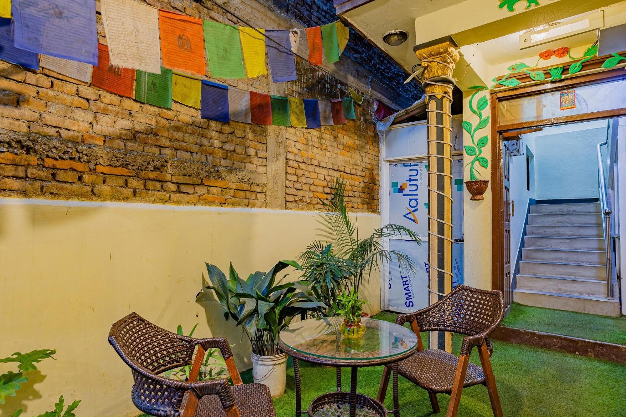 Oyo 821 Hotel Gauri กาฐมาณฑุ ภายนอก รูปภาพ