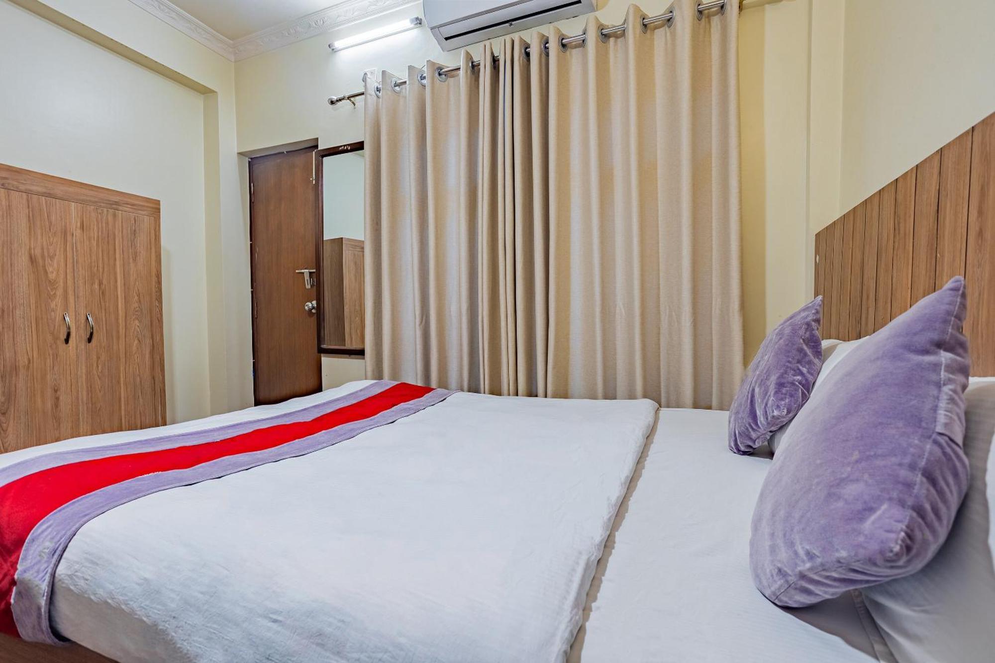 Oyo 821 Hotel Gauri กาฐมาณฑุ ภายนอก รูปภาพ